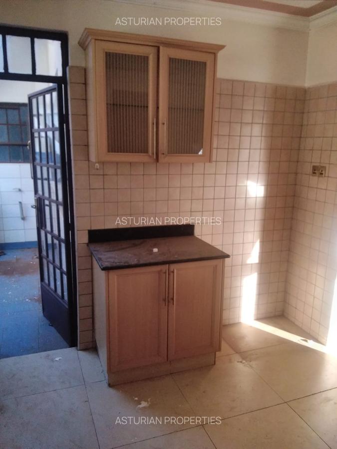 2 Bed Apartment with En Suite in Waiyaki Way - 15