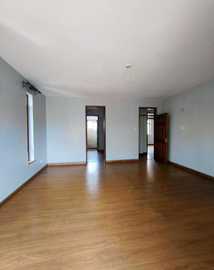 3 Bed Apartment with En Suite at Muringa Road - 5