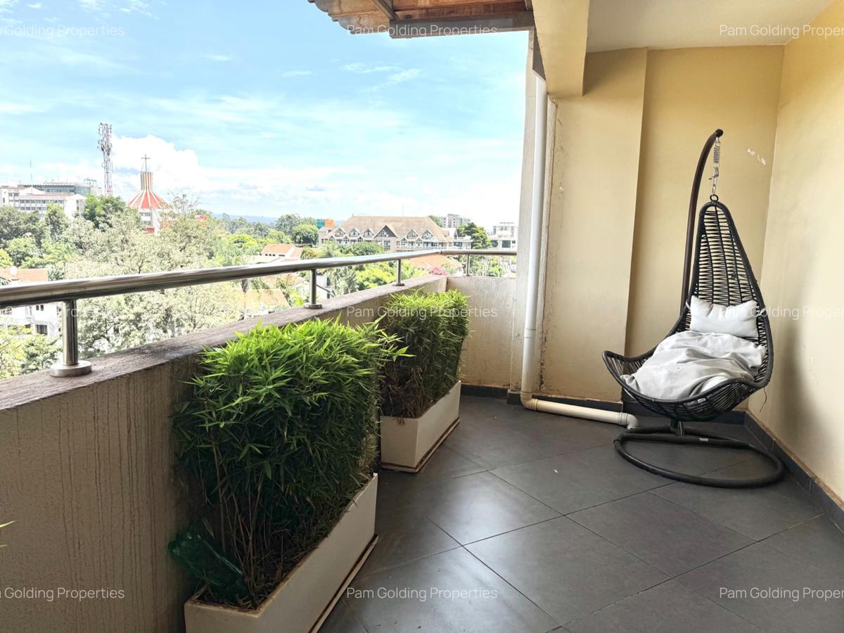 Furnished 4 Bed Apartment with En Suite at Church Road - 17