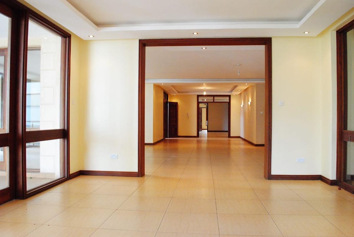 3 bed apartment with en suite in riverside