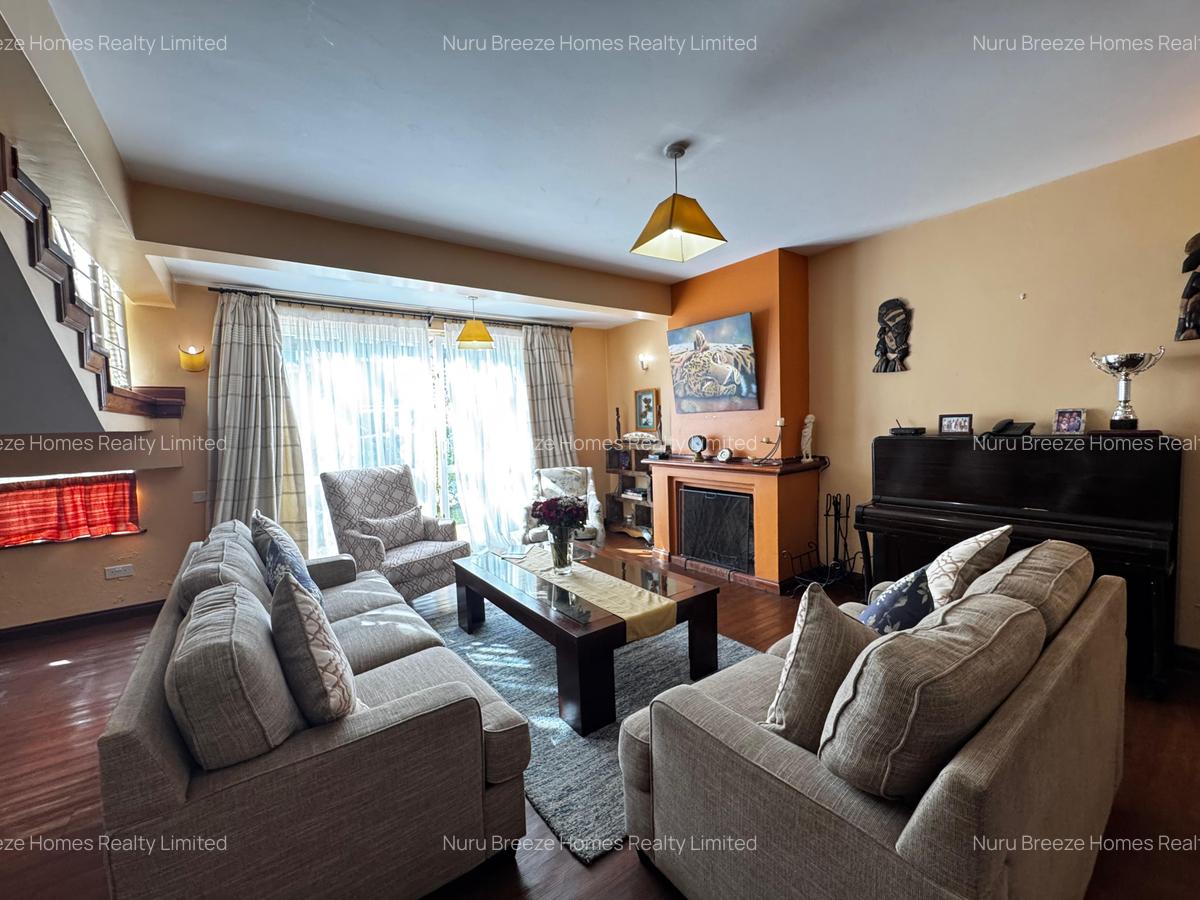 4 Bed Townhouse with En Suite in Lavington - 16