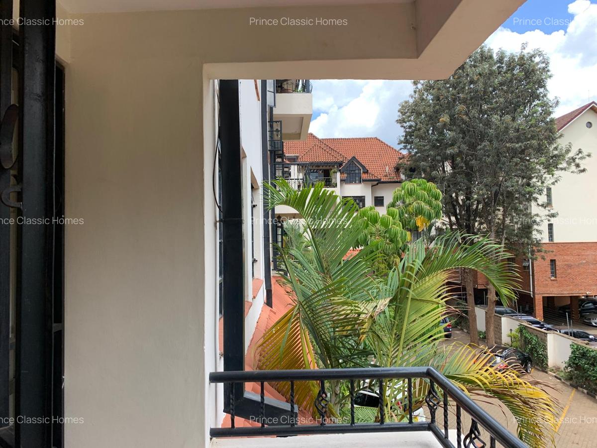 3 Bed Apartment with En Suite in Lavington - 1