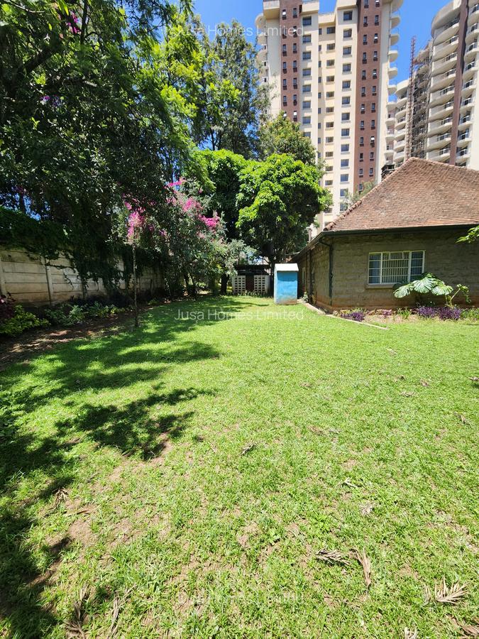 0.5 ac Commercial Property with Parking in Kilimani - 8