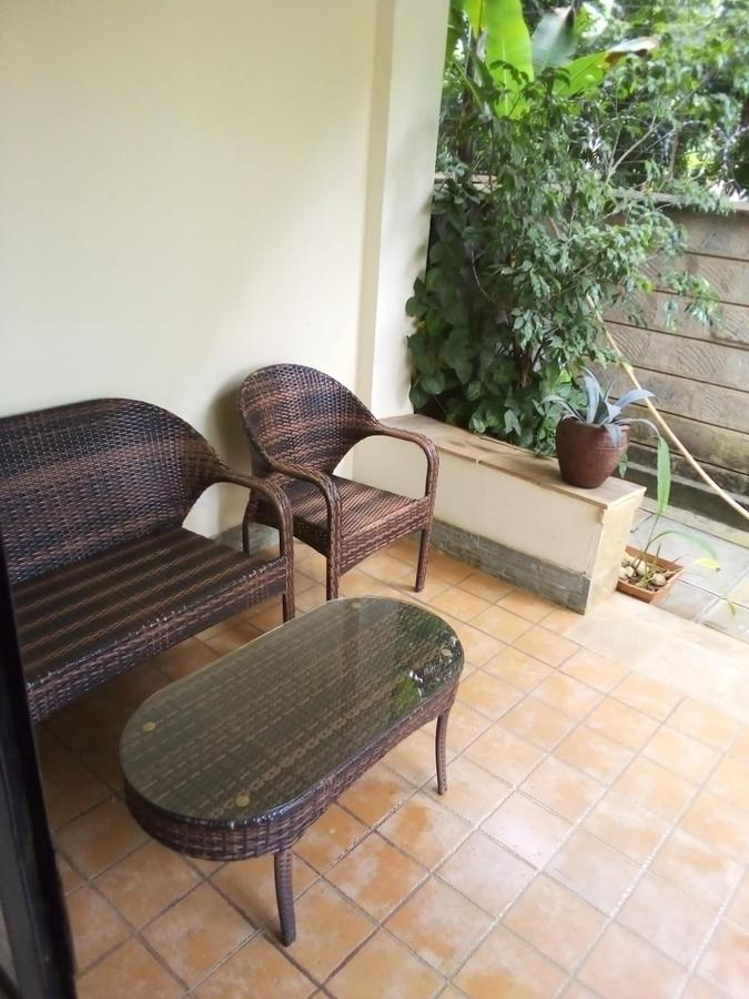 Serviced 2 Bed Apartment with En Suite in Nyari - 5