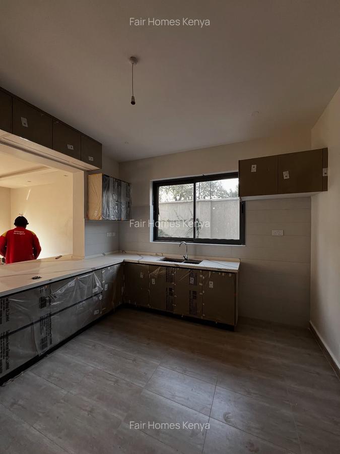 6 Bed Townhouse with En Suite at Convent Drive - 4