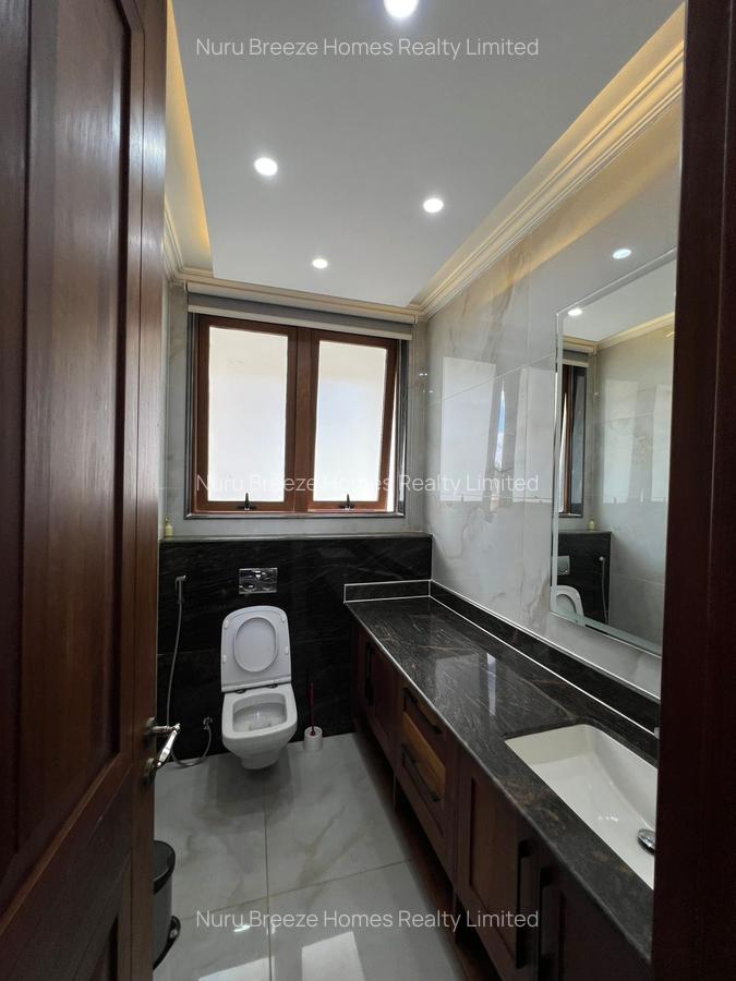 5 Bed Townhouse with En Suite in Lavington - 8