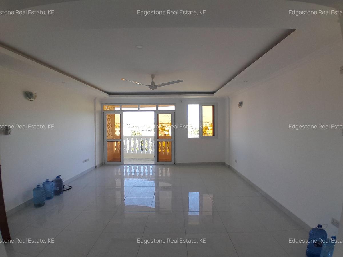 3 Bed Apartment with En Suite in Mtwapa - 5