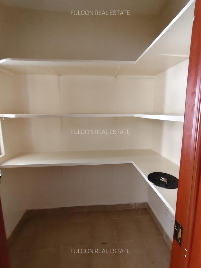 3 Bed Apartment with En Suite in Kileleshwa - 5