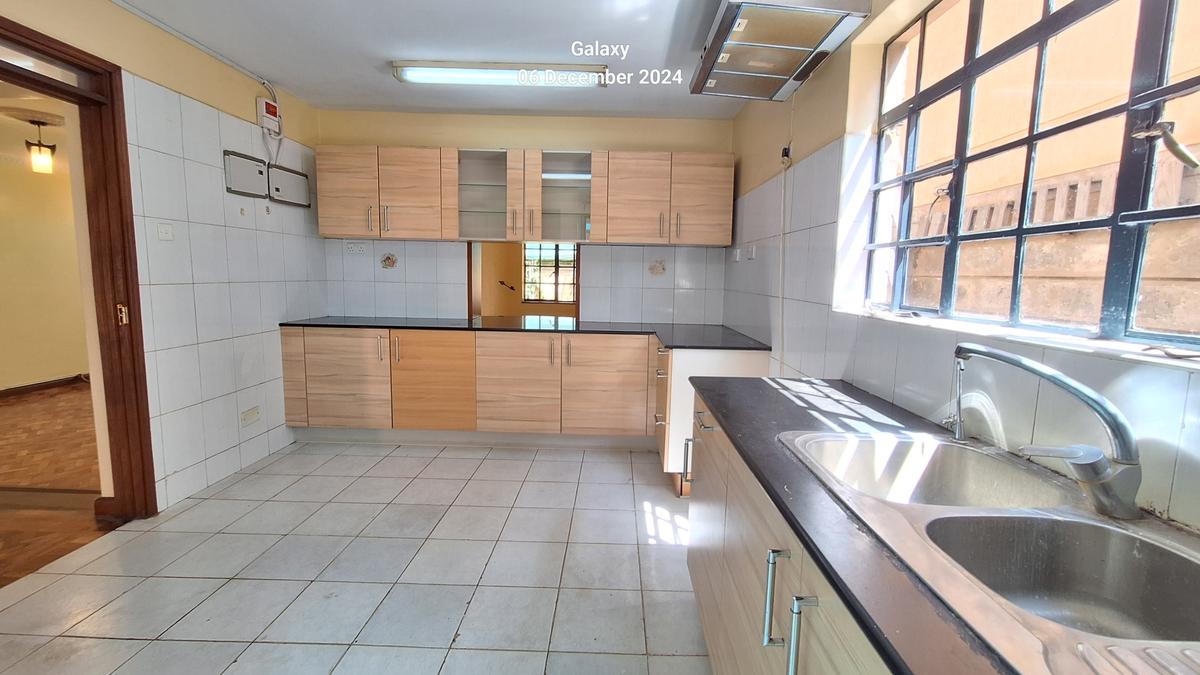 4 Bed Townhouse with En Suite at Off Gitanga Road - 7