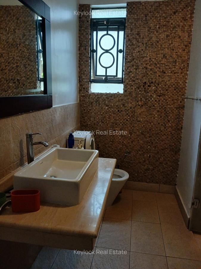 4 Bed Townhouse with En Suite at Lavington Green - 10