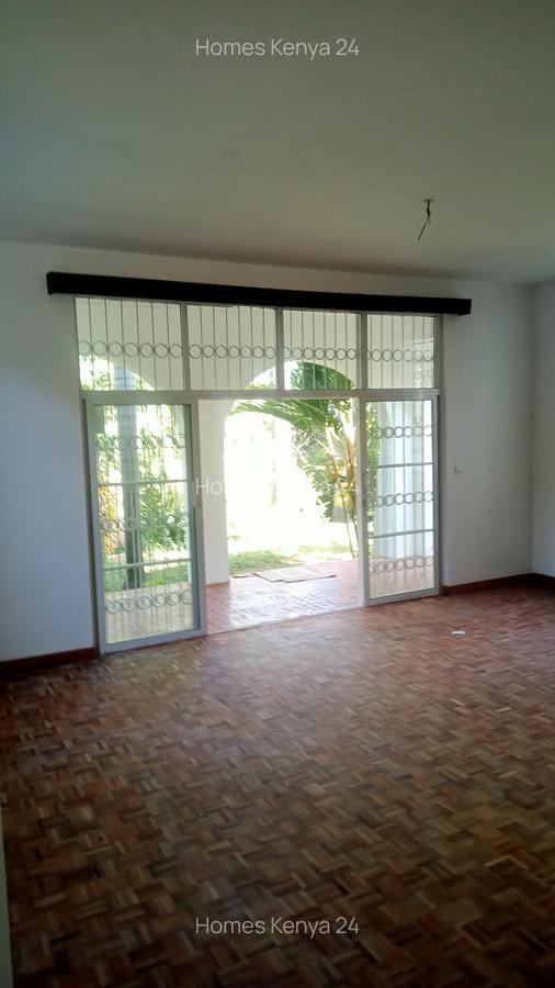 4 Bed House in Runda - 11