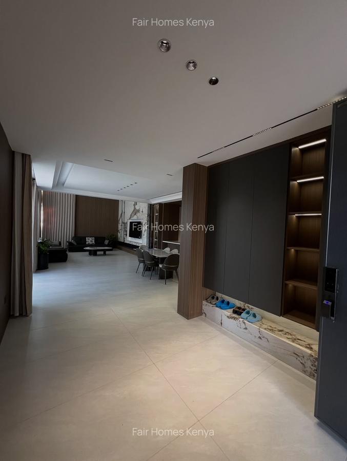 5 Bed Townhouse with En Suite at Lavington Green - 4