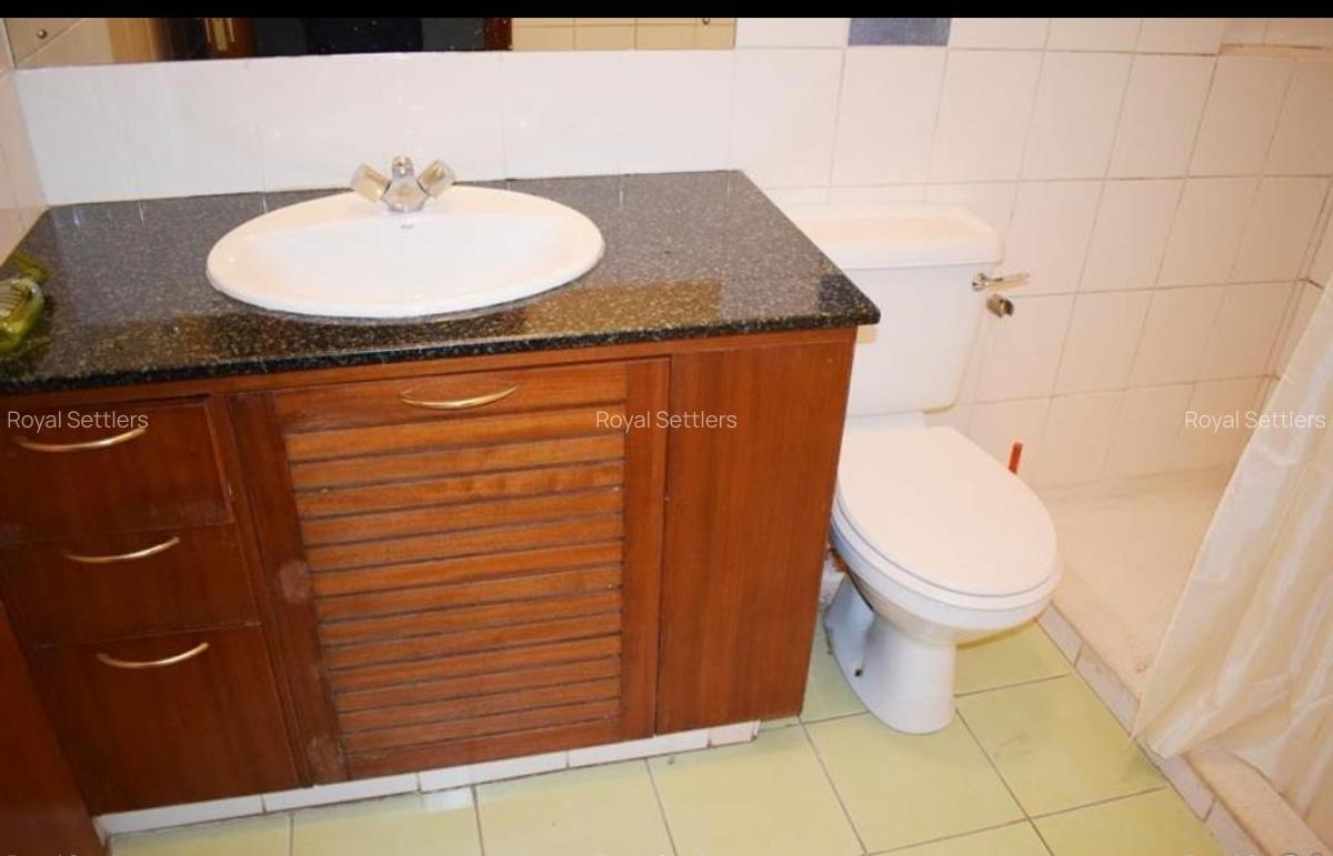 4 Bed Townhouse with En Suite at Shanzu Rd - 10