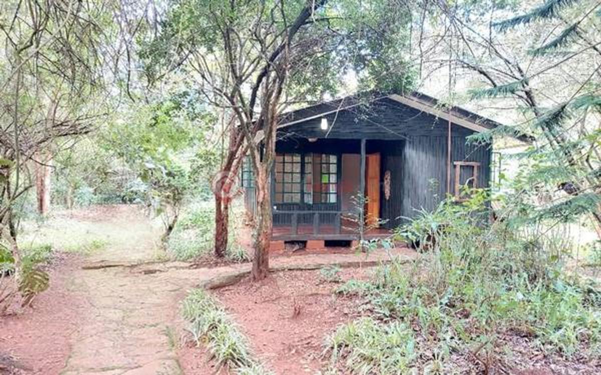 2 Bed House with En Suite at Karen - 2