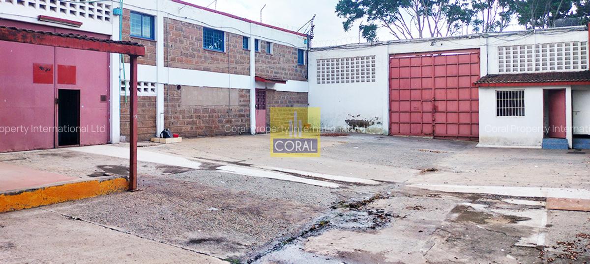 Warehouse in Industrial Area - 17