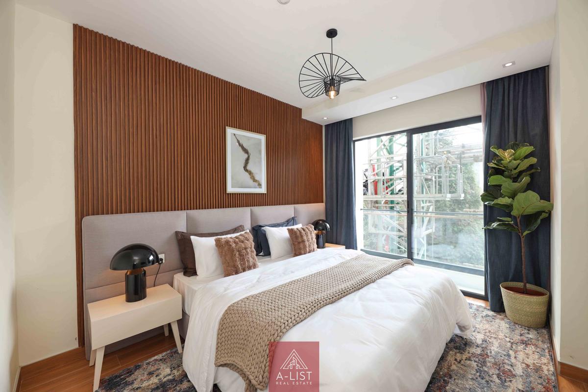 3 Bed Apartment with En Suite at Riverside - 14
