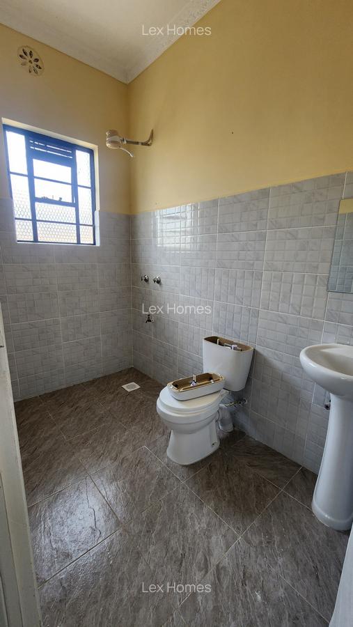 4 Bed House with En Suite at Magadi Road - 12