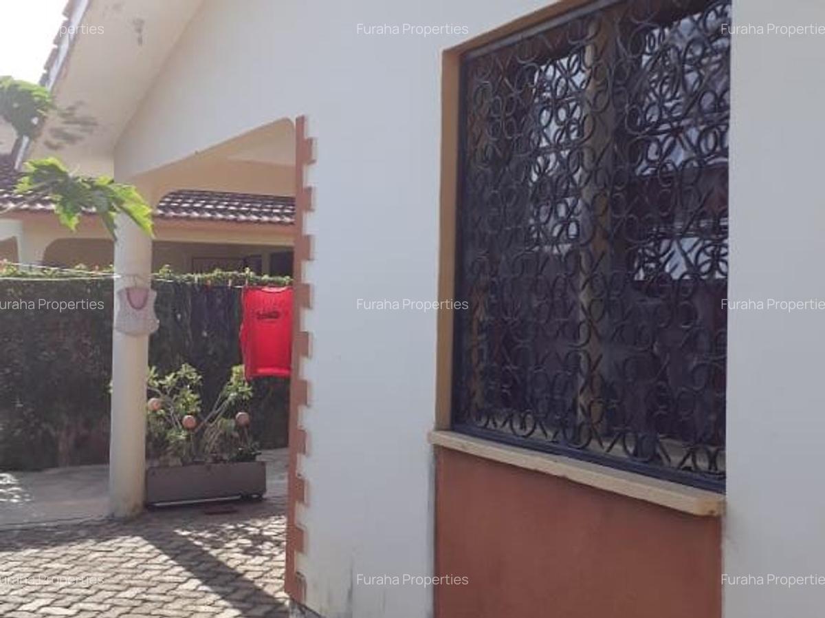 3 Bed Villa with En Suite in Mtwapa - 4