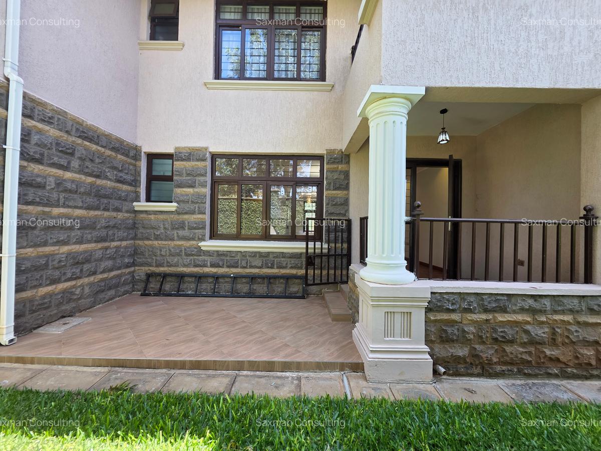 3 Bed Villa with En Suite in Thome - 17