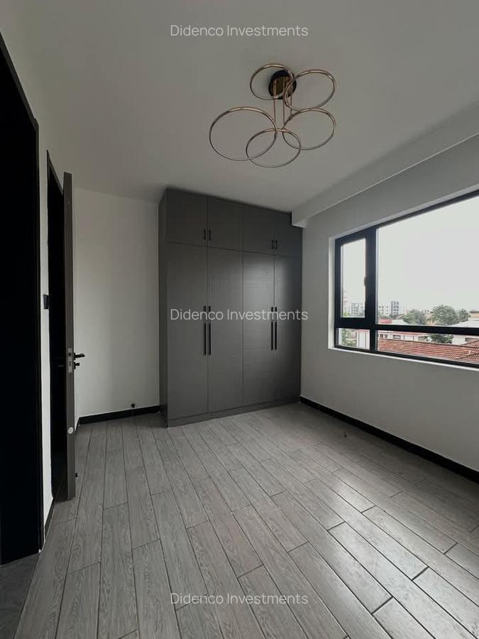 2 Bed Apartment with En Suite at Valley Arcade - 9