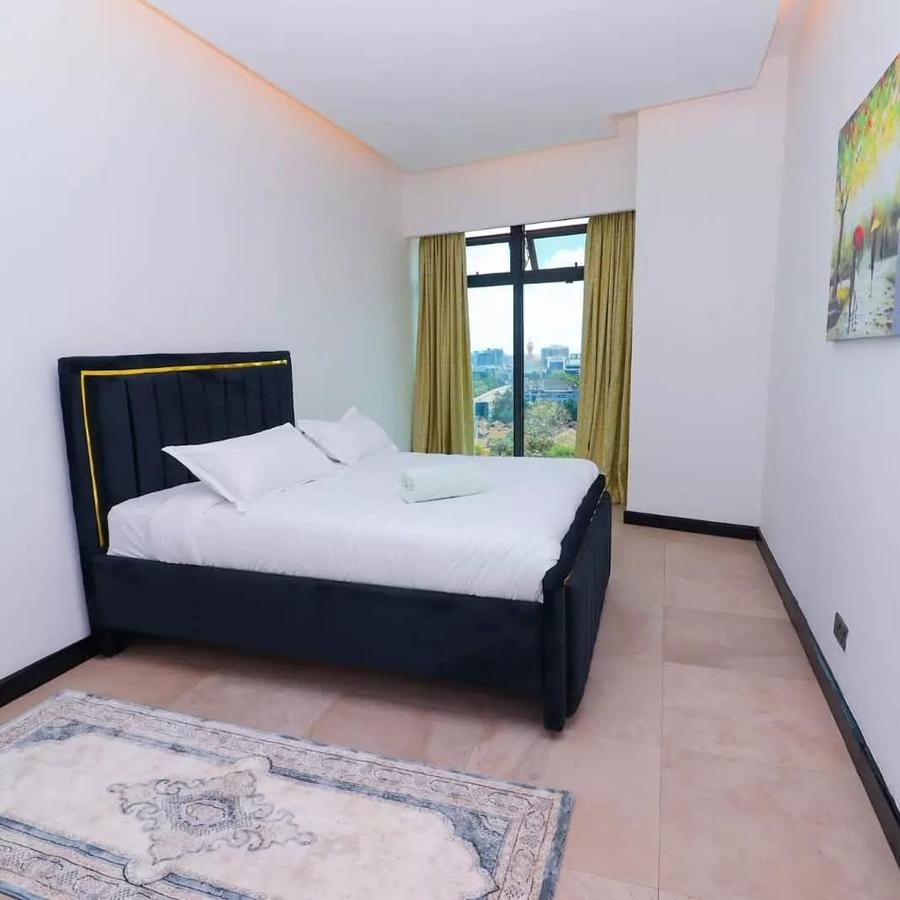 Serviced 2 Bed Apartment with En Suite at Church Road - 13