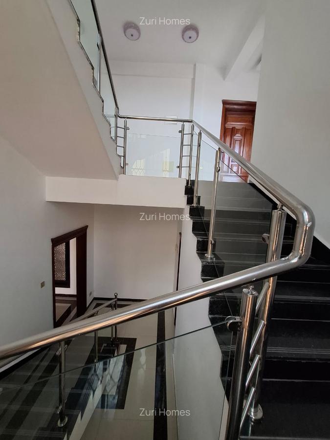 5 Bed Townhouse with En Suite in Lavington - 15