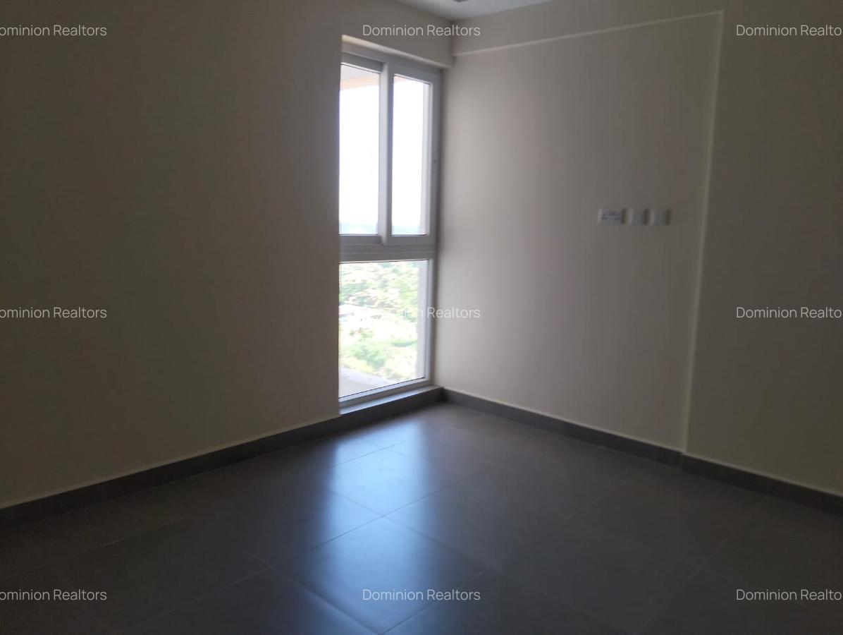 2 Bed Apartment with En Suite in Parklands - 8