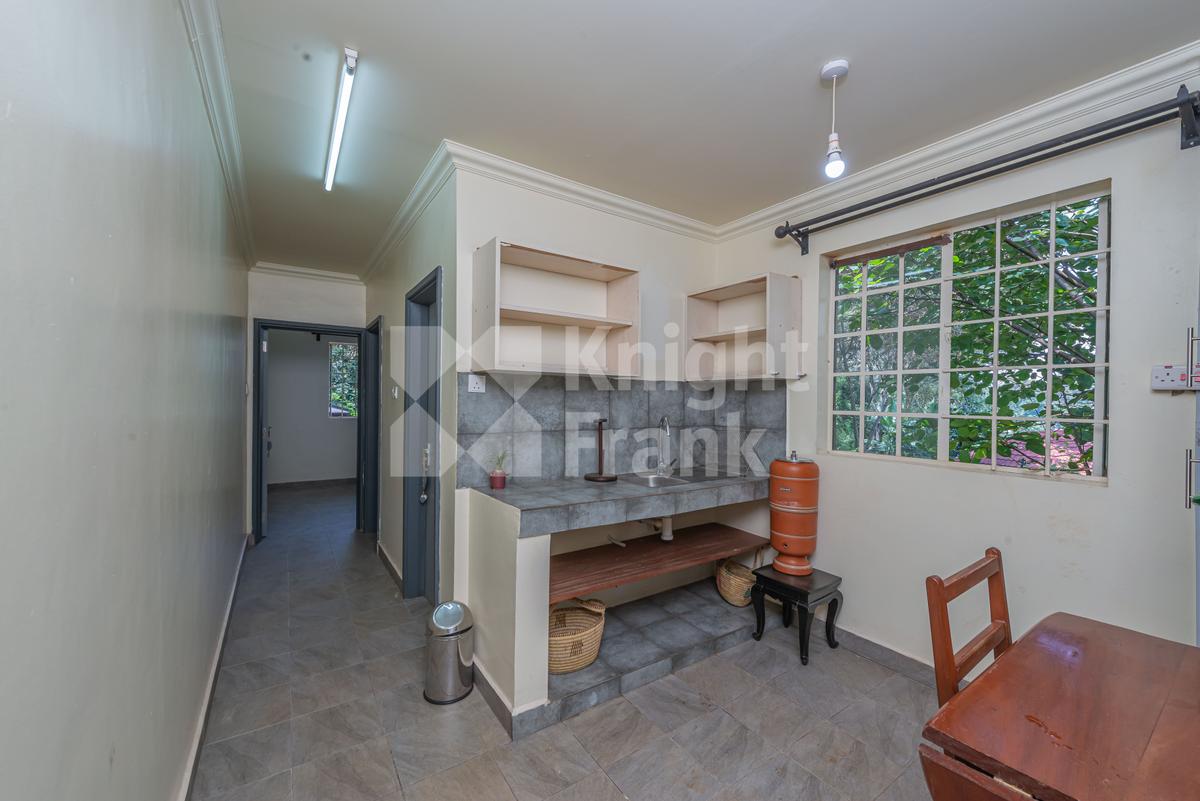 4 Bed House with En Suite in Kitisuru - 14