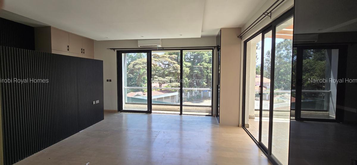 5 Bed Townhouse with En Suite at Lavington Green - 10