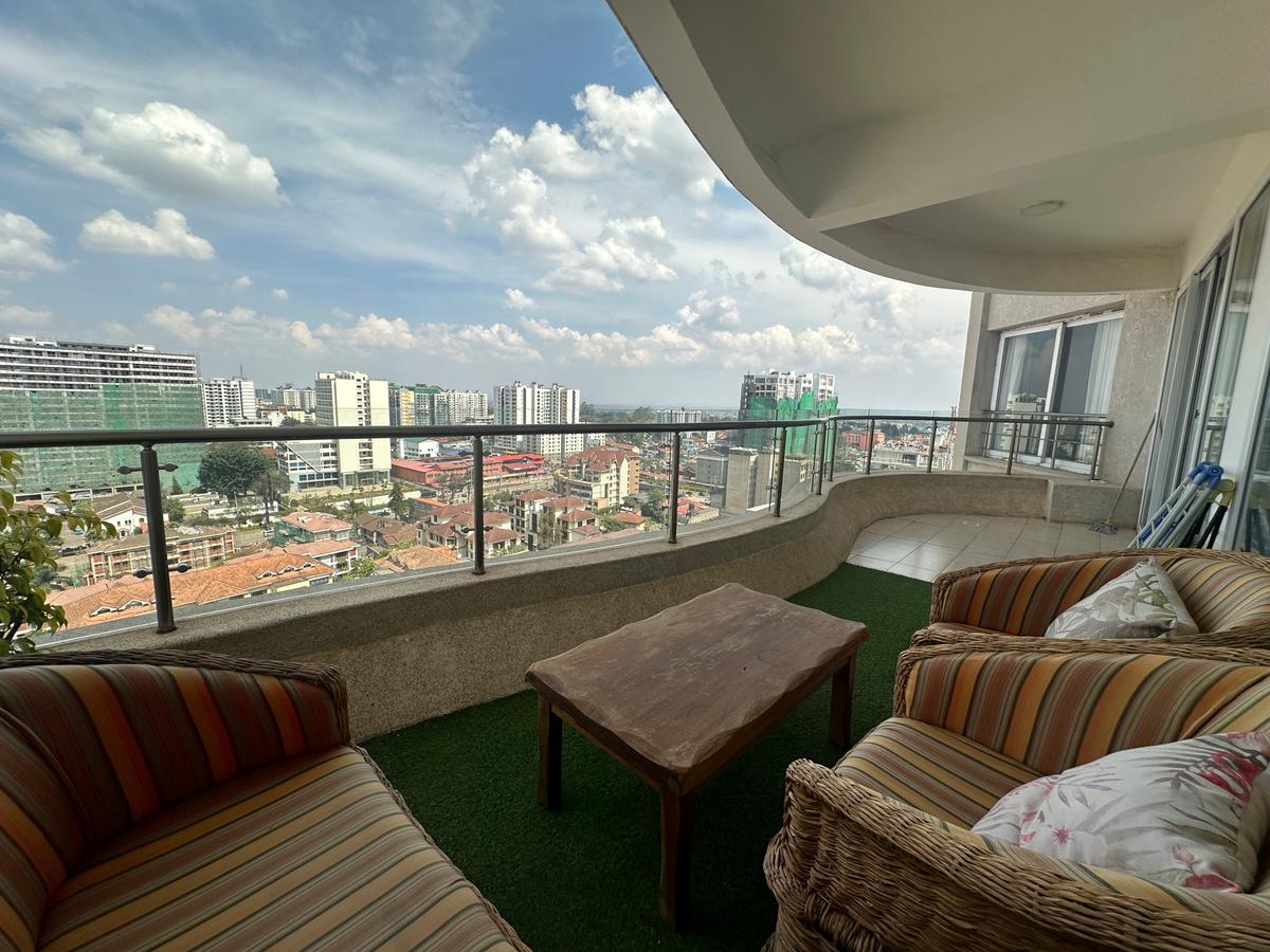 Serviced 2 Bed Apartment with En Suite in Kilimani - 2