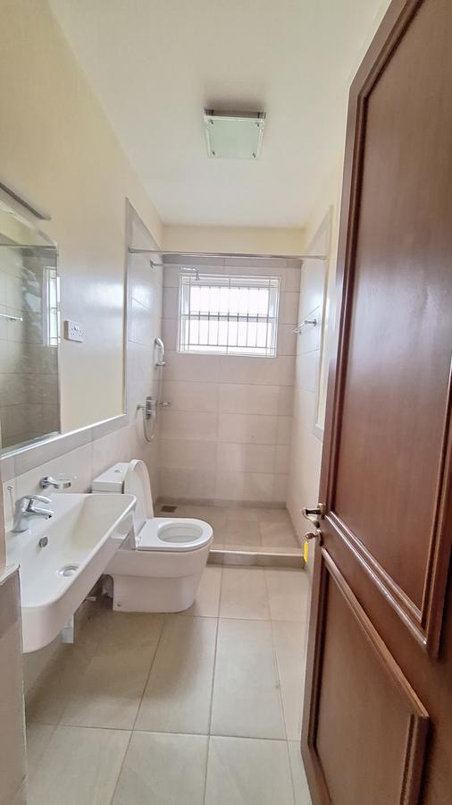 2 Bed Townhouse with En Suite at Runda Mumwe - 7