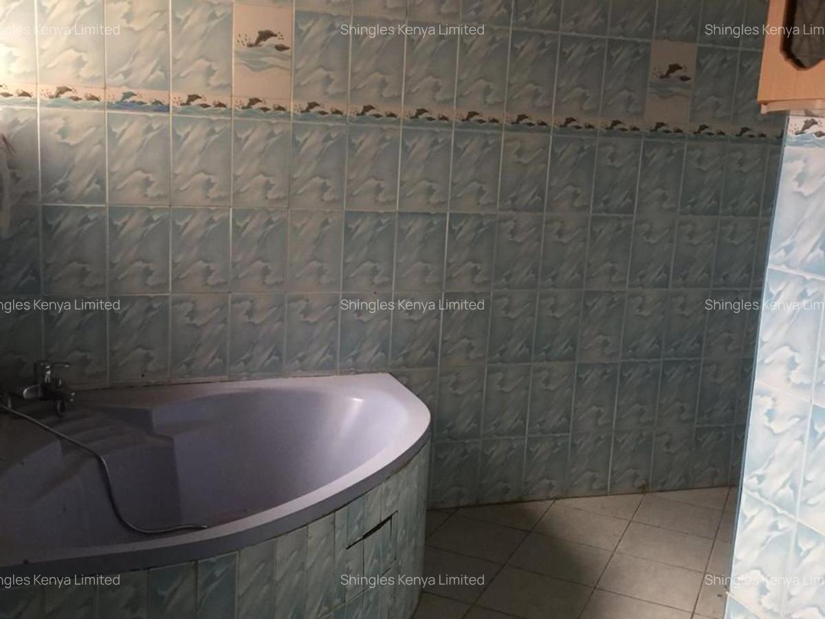 5 Bed House with En Suite at Off Mirema Rd - 12