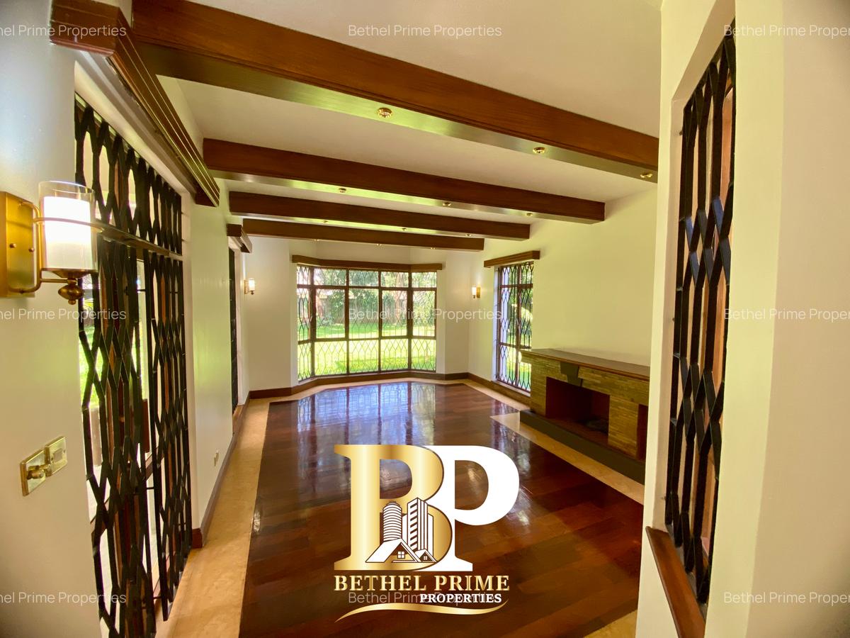 6 Bed Townhouse with En Suite in Runda - 16