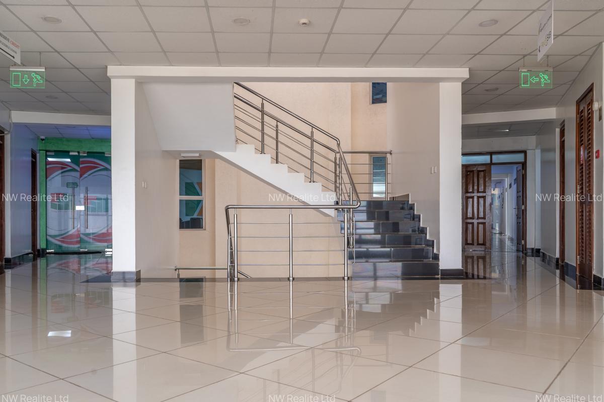 1,000 ft² Office with Service Charge Included in Upper Hill - 5