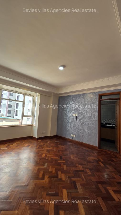 4 Bed Apartment with En Suite at Parklands - 3