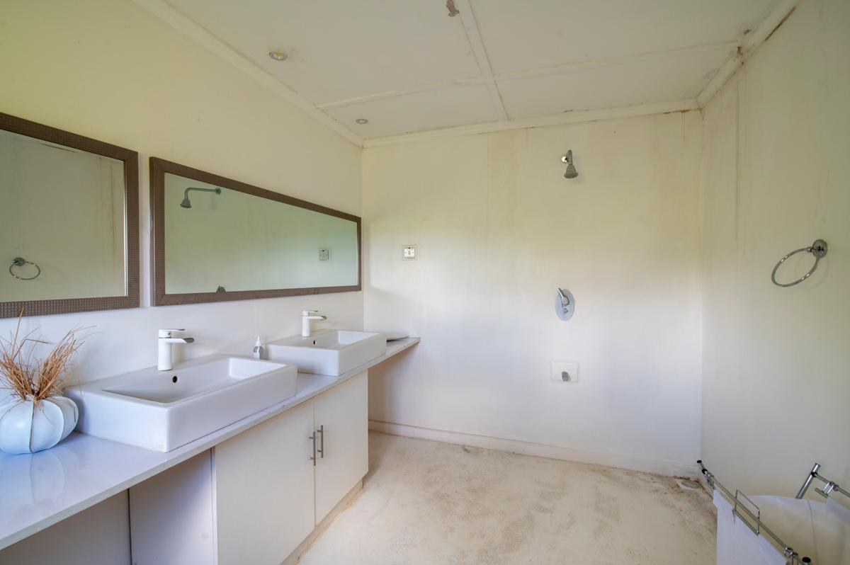 5 Bed House with En Suite in Karen - 20