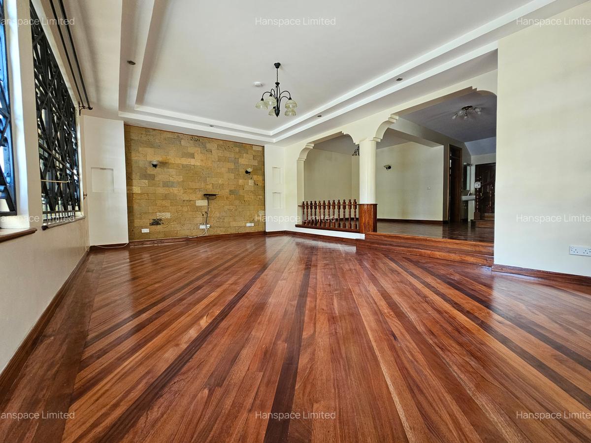 5 Bed Townhouse with En Suite in Kileleshwa - 5