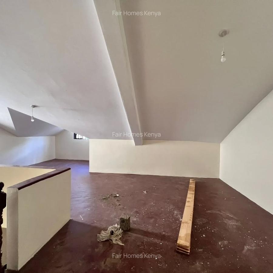 4 Bed Townhouse with En Suite at Convent Drive - 19