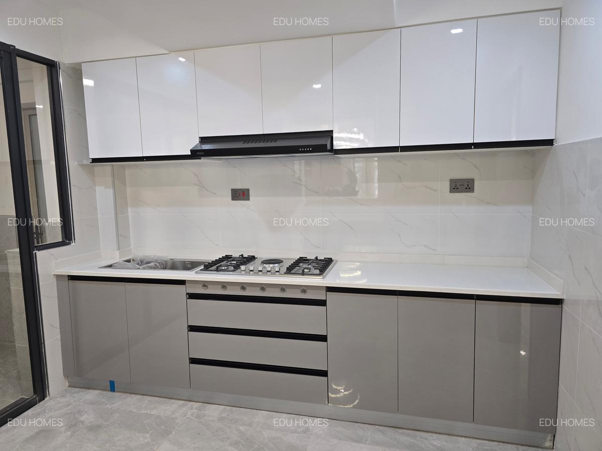 2 Bed Apartment with En Suite at Othaya Road - 5