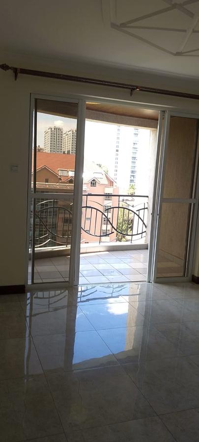 4 Bed Apartment with En Suite in Kilimani - 20