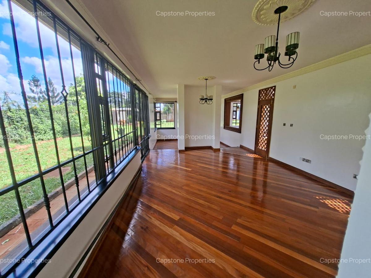 6 Bed House with En Suite in Runda - 10