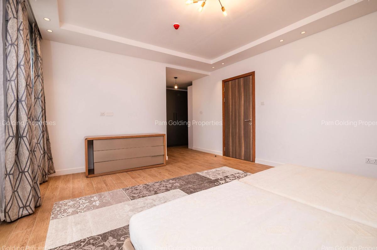 4 Bed Apartment with En Suite in Ruaka - 11
