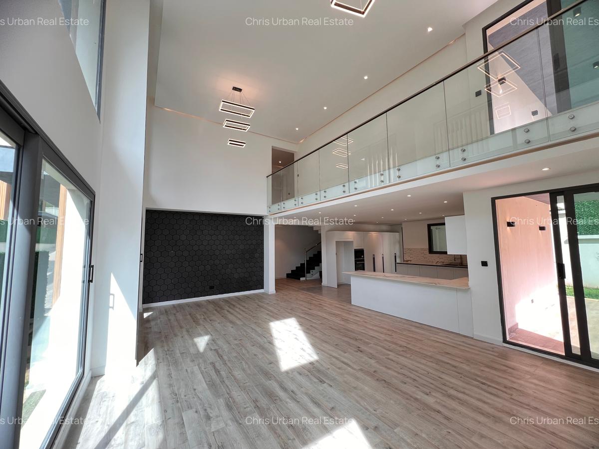 5 Bed Townhouse with En Suite at Lavington Mall - 5