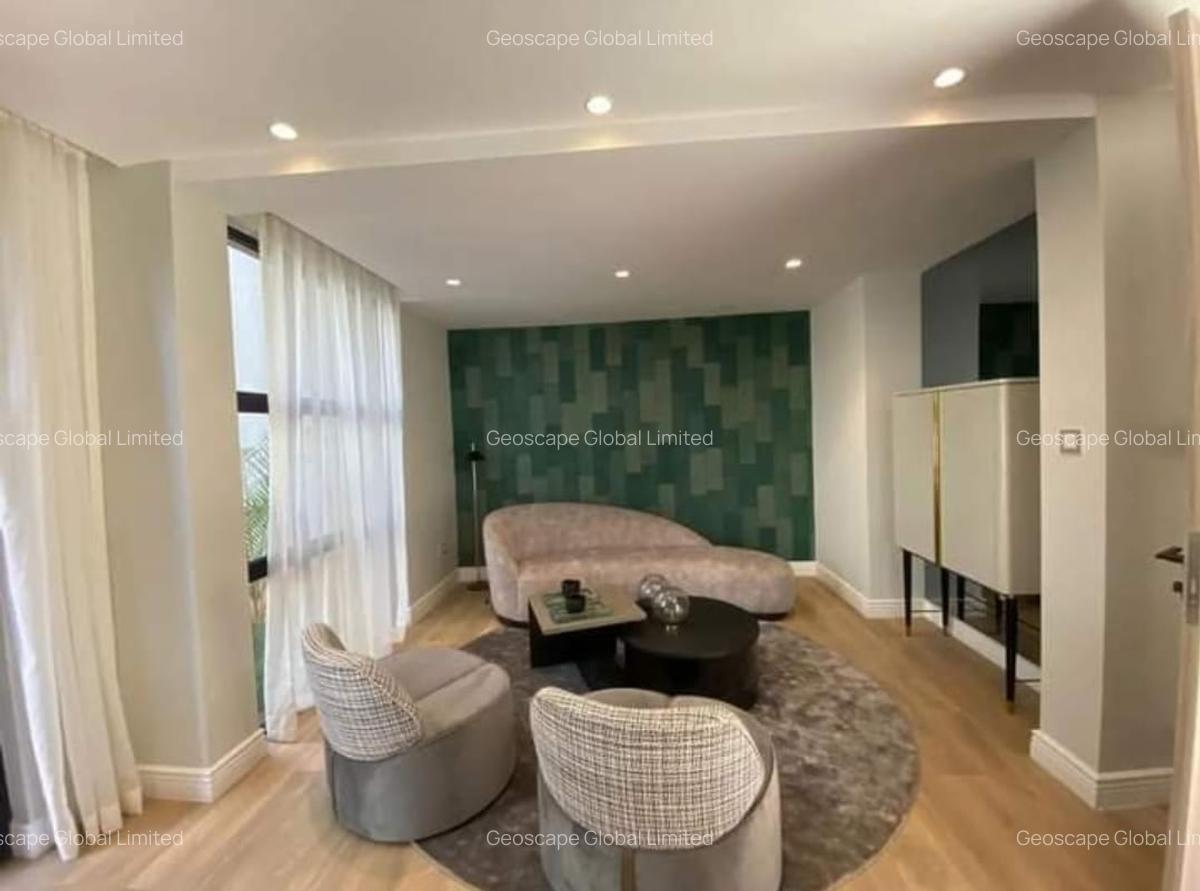 5 Bed House with En Suite in Runda - 6