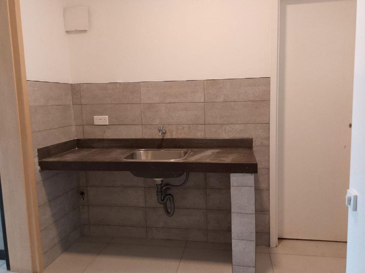 3 Bed Apartment with En Suite in Kilimani - 14