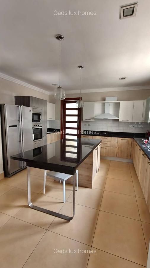 5 Bed Villa with En Suite at Karen - 16