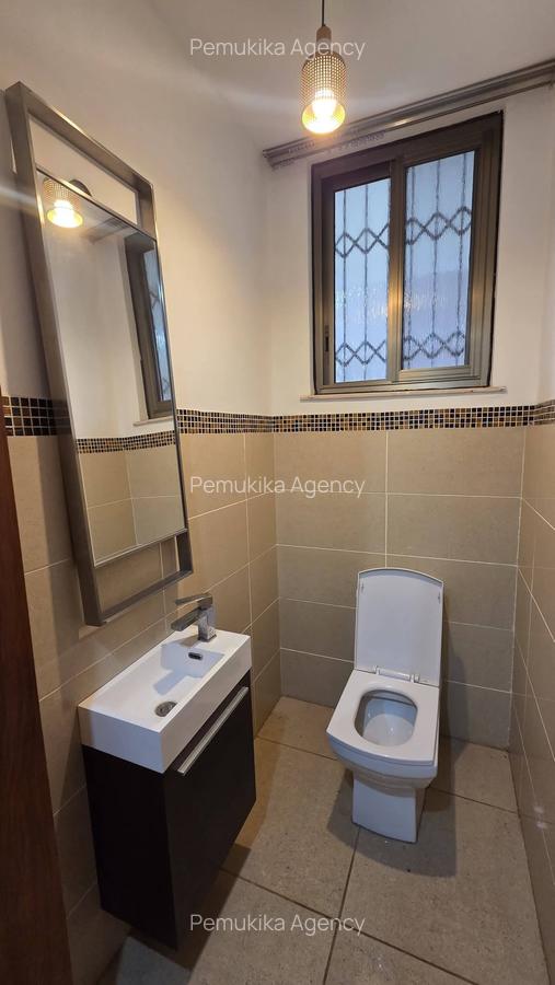 Serviced 3 Bed Apartment with En Suite in Parklands - 11