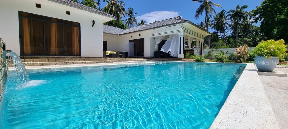 3 Bed Villa with En Suite at Mtwapa - 6