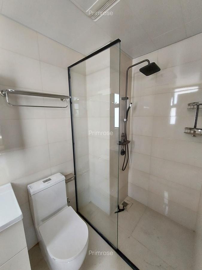 2 Bed Apartment with En Suite in Westlands Area - 11