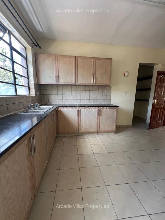 3 Bed Apartment with En Suite in Lavington - 6